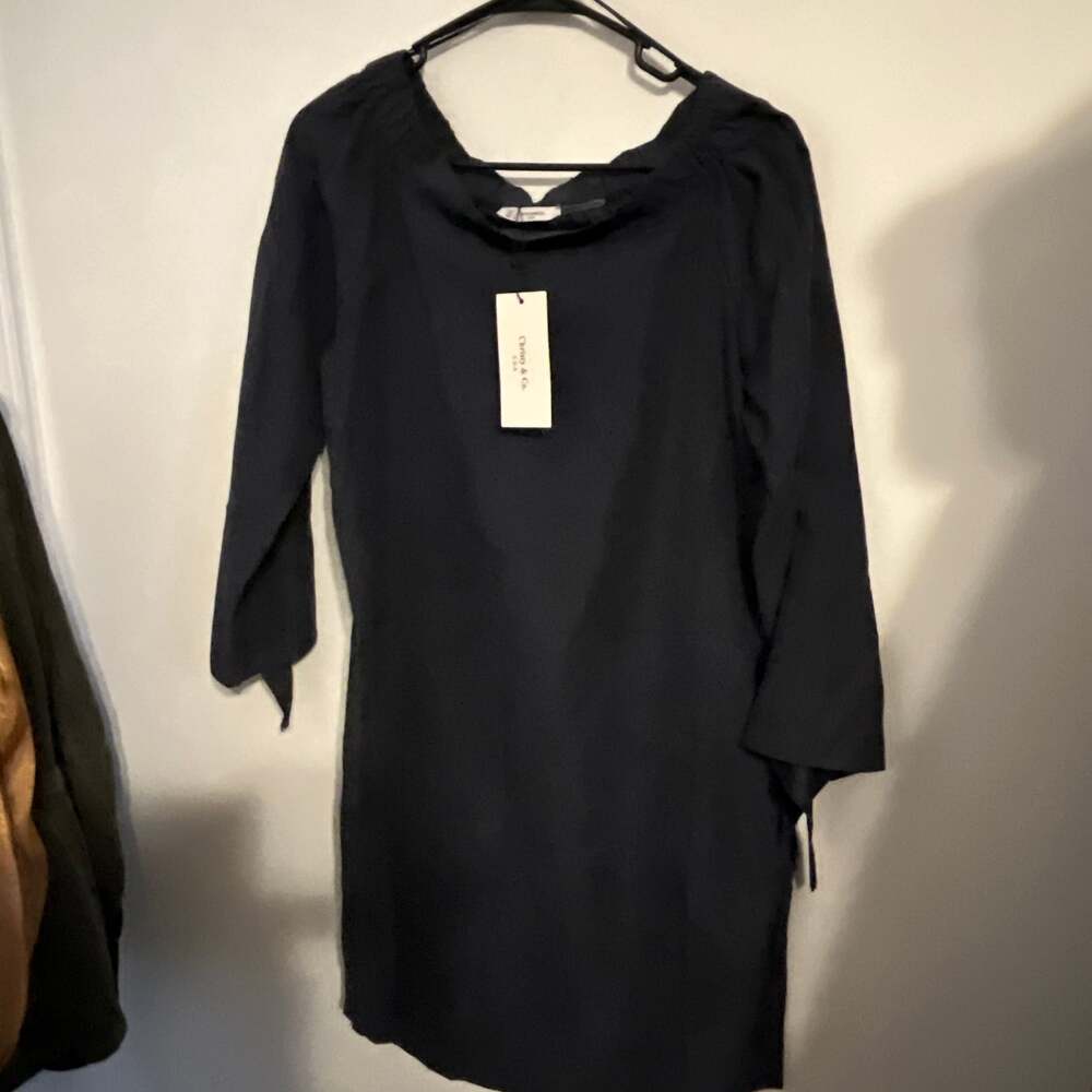 Christy & Co. Black 3/4 Tie-Sleeve Boat Neck Shift Dress